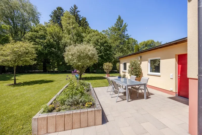 Westterrasse