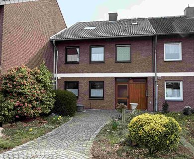 Top-gepflegtes, sehr geräumiges Reihenhaus in ruhiger Wohnlage von Neukirchen-Vluyn