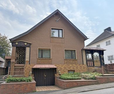 Zweifamilienhaus mit Potential – Eitorf-Ort!