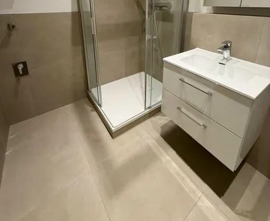 Sanierte Zwei-Zimmer-Wohnung in Citylage von Köln - Photo 2