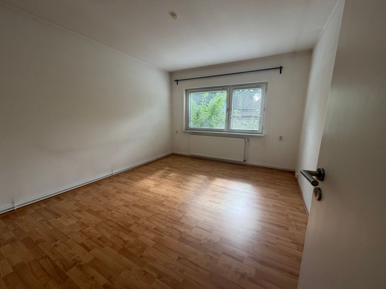 Attraktive 2-Zimmer-Wohnung mit Einbauküche - Photo 1