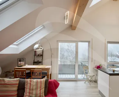 Außergewöhnliche Design-Dachgeschosswohnung mit hochwertiger Ausstattung in der Innstadt