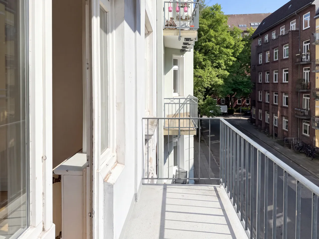 Sonniger Süd-Ost-Balkon