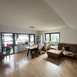 69 m² zum Wohlfühlen – Dachgeschosswohnung mit Stellplatz