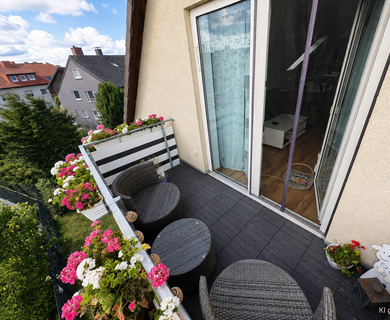 Charmante 2-Zimmer-Dachgeschosswohnung mit Balkon und Außenstellplatz - Photo 5