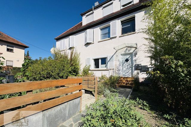 Straßenansicht 1