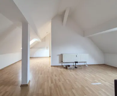 Gepflegtes Zweifamilienhaus als Reihenendhaus – Kapitalanlage mit Perspektive – nähe Puderbach!!