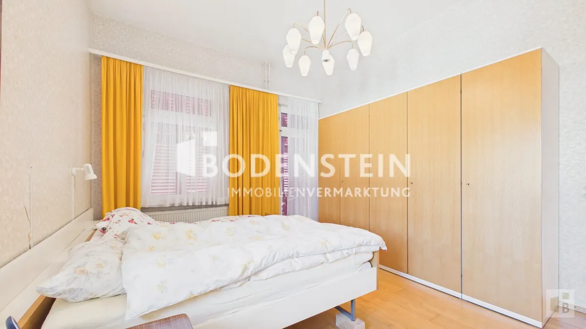 Schlafzimmer 1