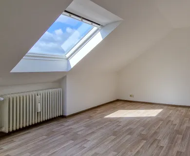 Ein Zuhause mit Aussicht: Helle Dachgeschosswohnung im beliebten Schwelmer Norden - Foto 4