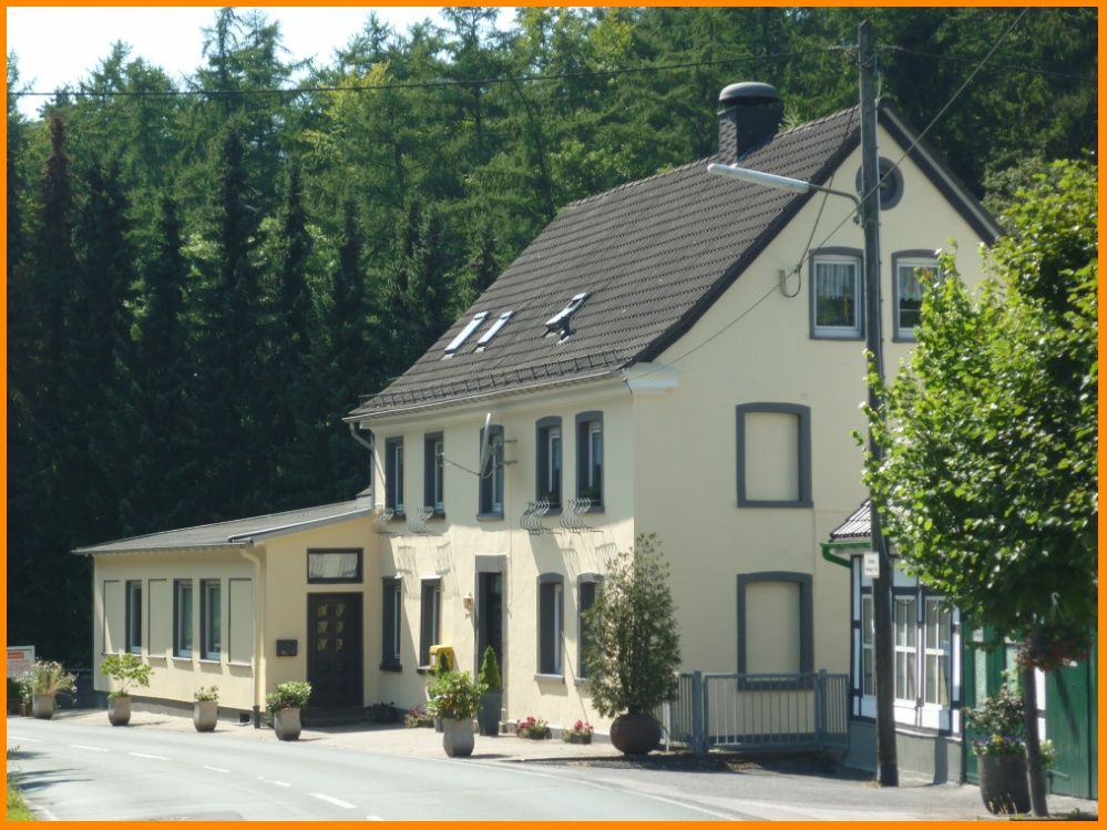 Herzlich Willkommen !            n