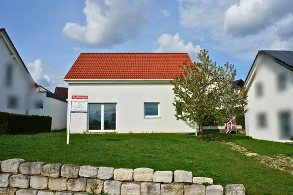 Modernes Einfamilienhaus mit großzügigen Erweiterungsoptionen