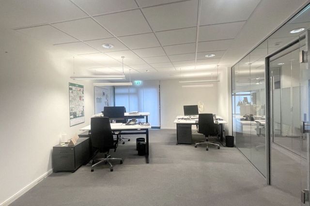 großes Büro