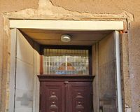 Hinterer Eingang zur Liegenschaft