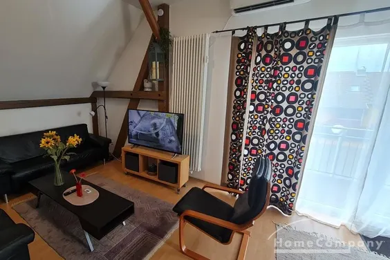 Schöne 2 Zi.Whg., 1. OG, Balkon.
