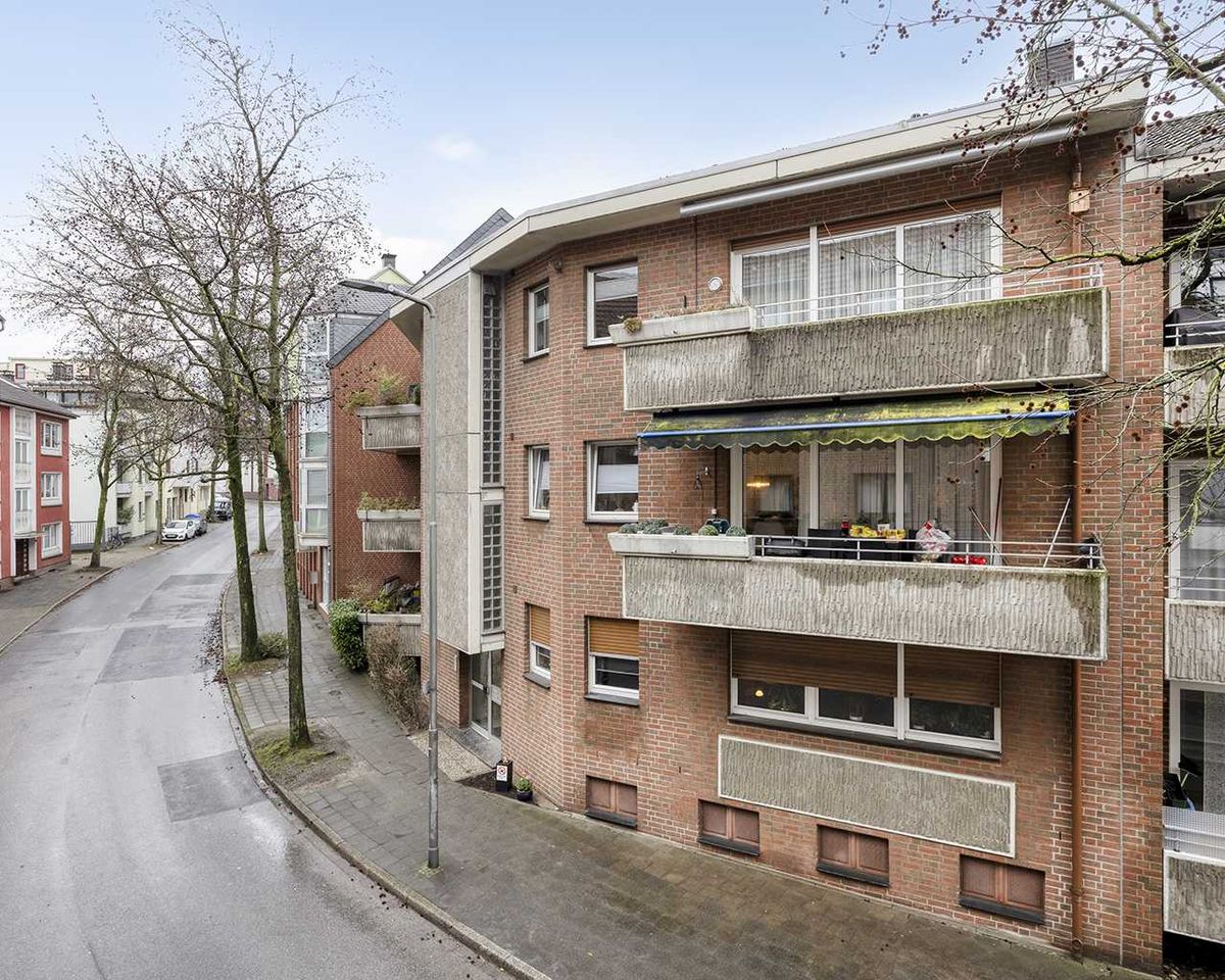 Wohlfühlwohnung im Herzen von Ratingen: Helle 3-Zimmer-Wohnung mit Südwest-Balkon