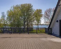 Große Dachterrasse