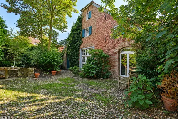 Historischer Charme trifft besonderes Wohnkonzept in 41334 Nettetal-Hinsbeck