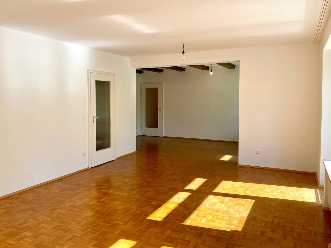 Wohnzimmer u. Essdiele