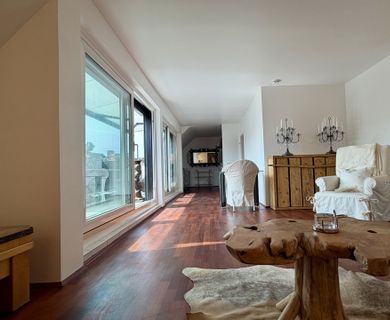 Möbliertes exklusives 1-Zimmer-Apartment in Unterbilk. All-inclusive Miete, sofort beziehbar - Foto 2