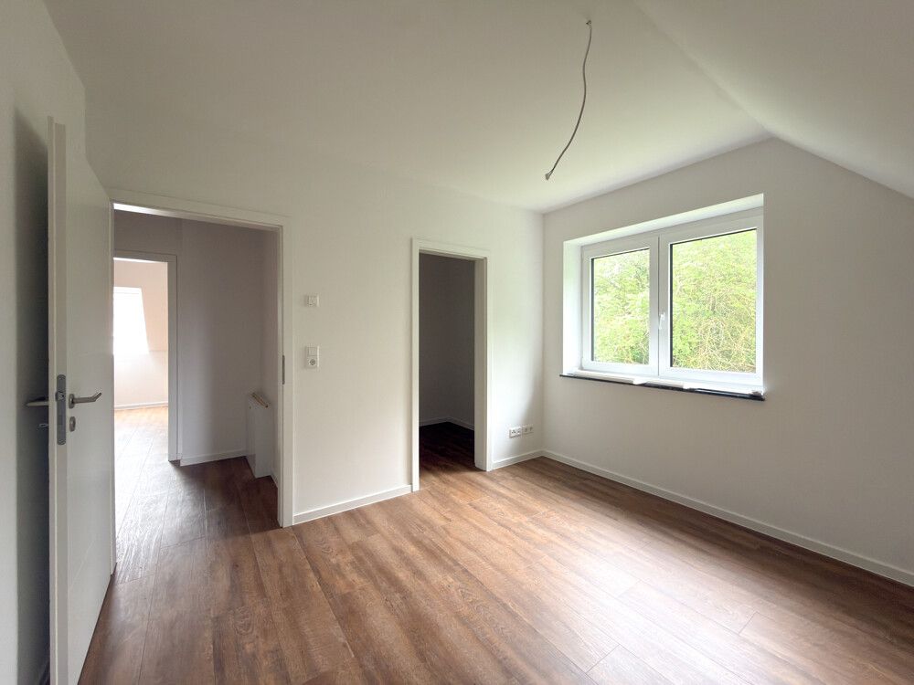 Schlafzimmer mit Ankleide