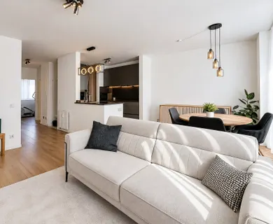 UMFASSEND SANIERTE FREIE 3 ZIMMERWOHNUNG IN KREFELD ZENTRUM ZU KAUFEN!!!
