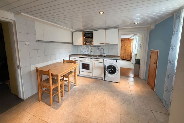Kellerraum mit Küche KG