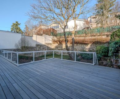 Direkt im Zentrum: 4-Zimmer-Wohnung mit großzügiger Terrasse und viel Wohnfläche - Foto 2