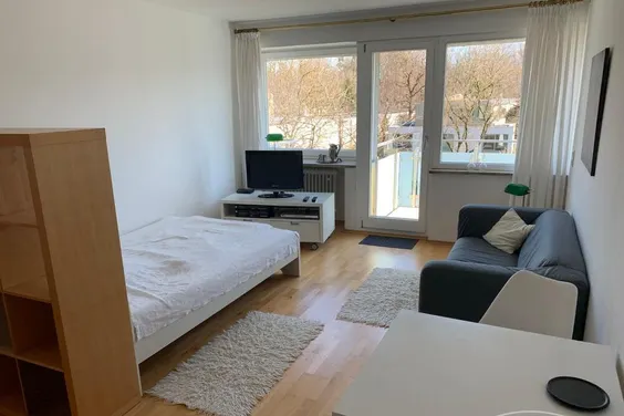 Möbliertes 1-Zimmer-Appartment am Englischen Garten in München-Schwabing