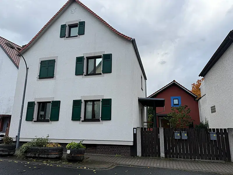 Straßenansicht