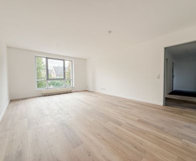 Tönisvorst: Sanierte 3 Zimmer Wohnung in zentraler Lage