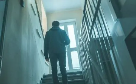 1759389443_Treppenhaus