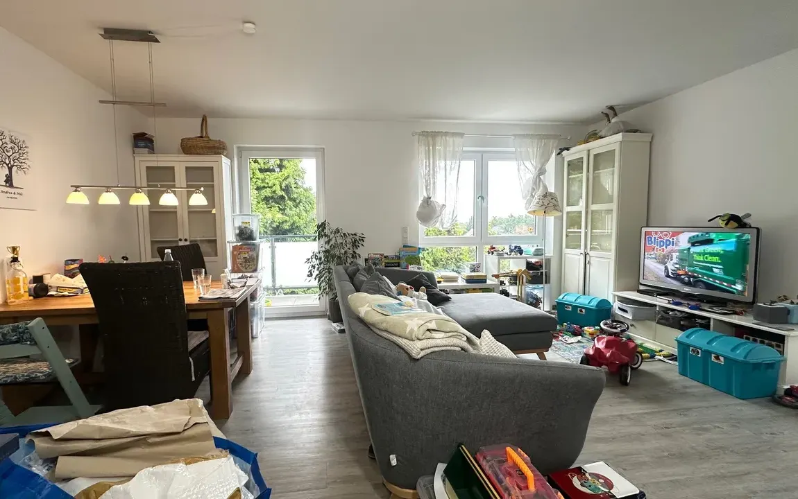 Weitblick genießen: Exklusive Wohnung mit Balkon und Terrasse bis zum Horizont von Emmerich