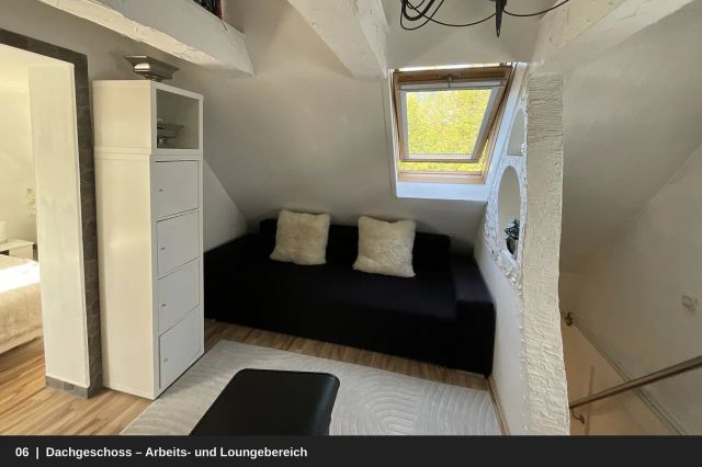 06_Dachgeschoss_Arbeits_und_Loungebereich