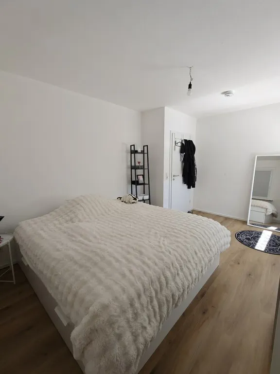 Topsaniert 4 Zimmer Wohnung mit Einbauküche und Balkon ab 01.09.2026 - Photo 4