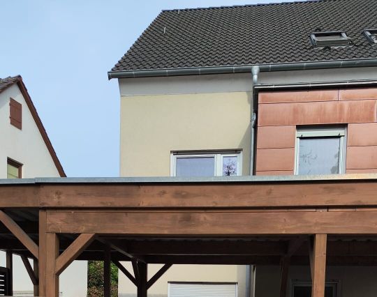 Stellplatz links wird vermietet