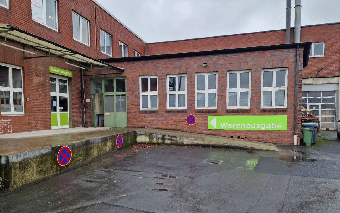 Produktionsfläche / Lagerhalle mit guter Verkehrsanbindung
