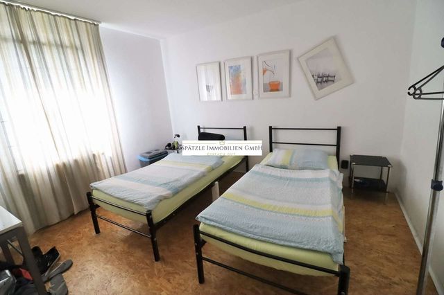 Schlafzimmer 4