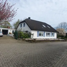 „“ Reserviert““Charmantes Anwesen mit Historie: