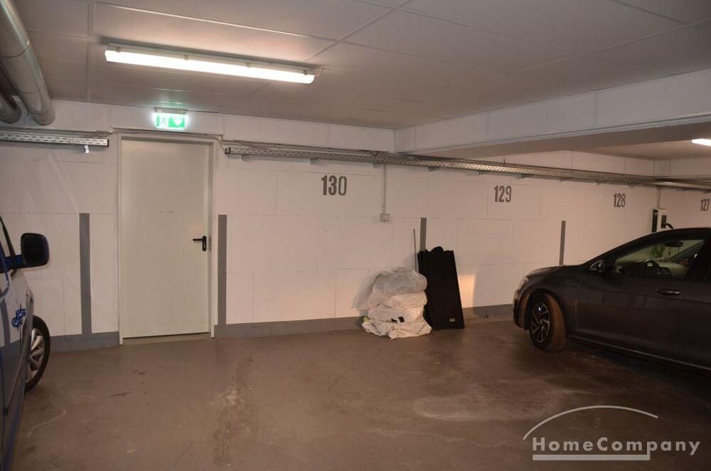 Tiefgarageneinstellplatz (de)