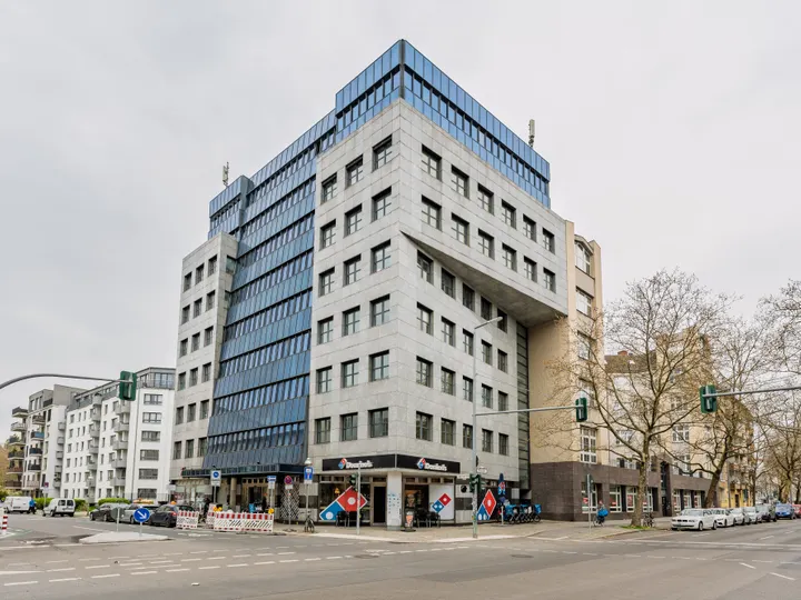 Flexible Büroetage in heller Arbeitsatmosphäre!