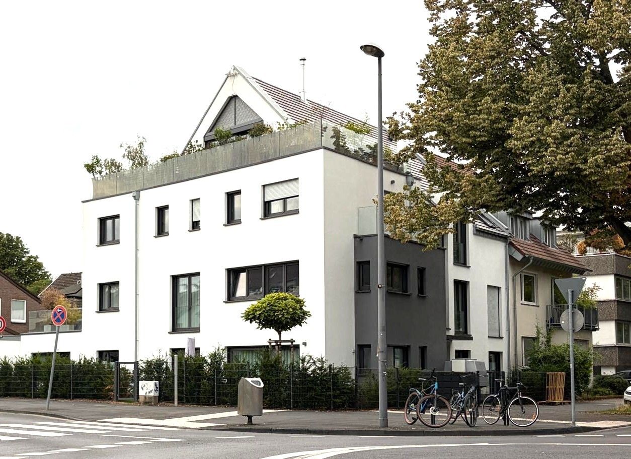 **** Großzügiges Wohnen in Lindenthal ****