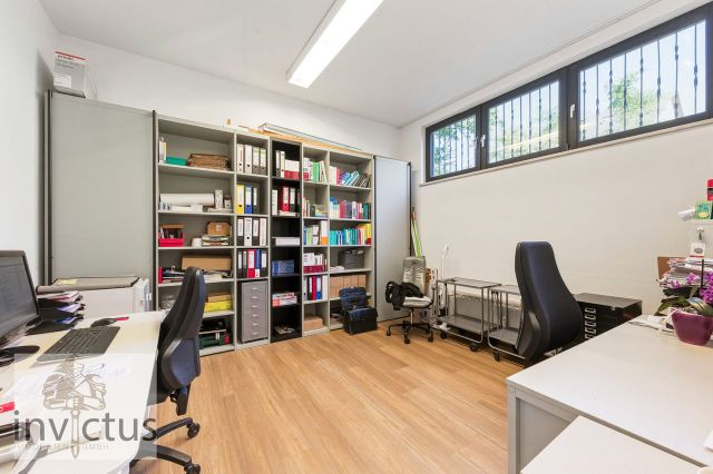 Büro