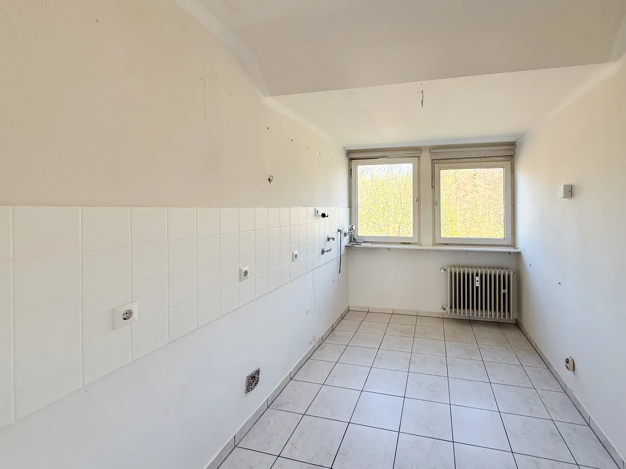 Helle 2-Zi-Wohnung mit Balkon in ruhiger Lage von Hösel (Erstbezug nach Renovierung) - Photo 4