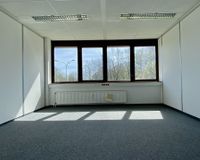 2. Büroraum rechts / Büro II