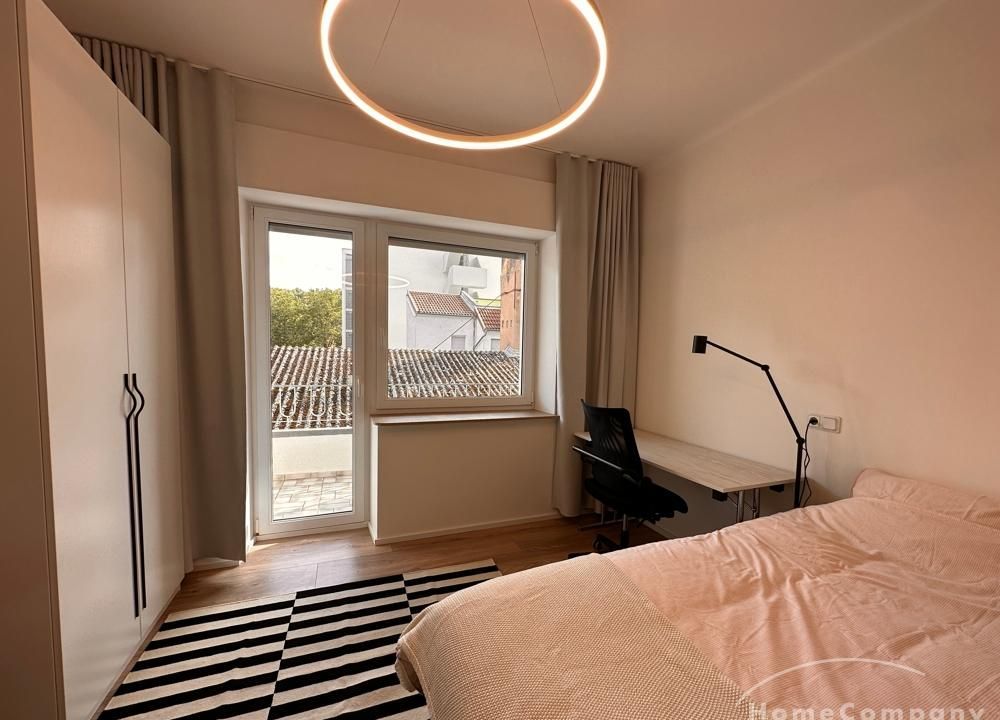 WG Zimmer mit Balkon