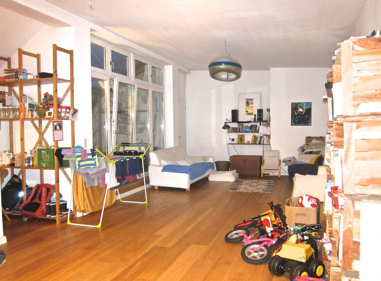 3-Zimmer Dachgeschosswohnung mitten in Friedrichshain!