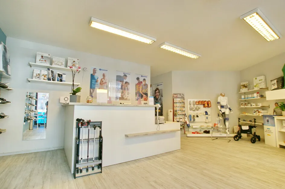 Krefeld-Bockum: Praxis oder Büro