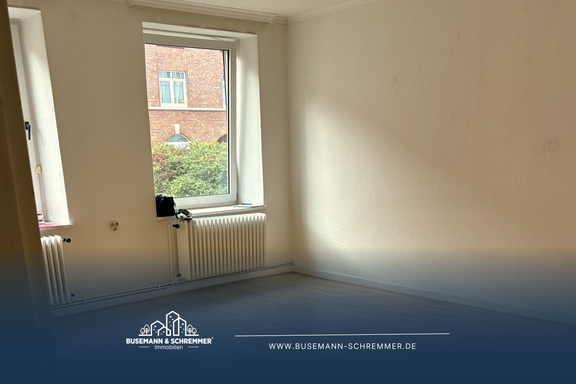 Helle 2-Zimmer Wohnung mit Badewanne in der S&uuml;dstadt