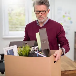 Arbeitnehmer hat gek&uuml;ndigt und kommt nicht mehr zur Arbeit