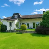 🏡 Ihr neues Zuhause: Traumhaus mit 2 EL Wohnungen im Dachgeschoss